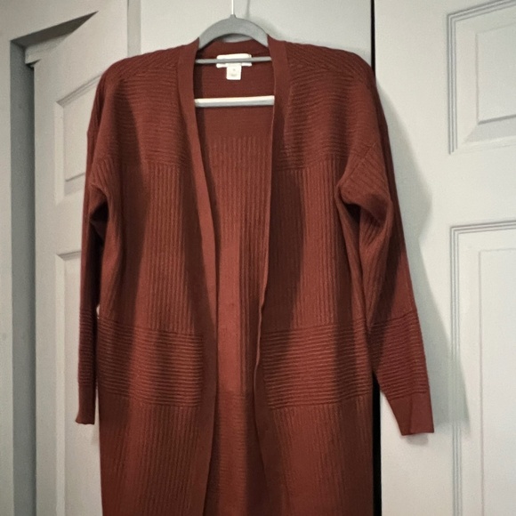 Christoper & Banks - Picture 1 of 1